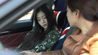 视频 国产 富二代,奢华生活背后的故事